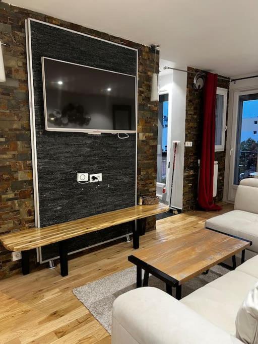Appartement Convivial Pour Sejourner Le Kremlin-Bicetre Exterior photo