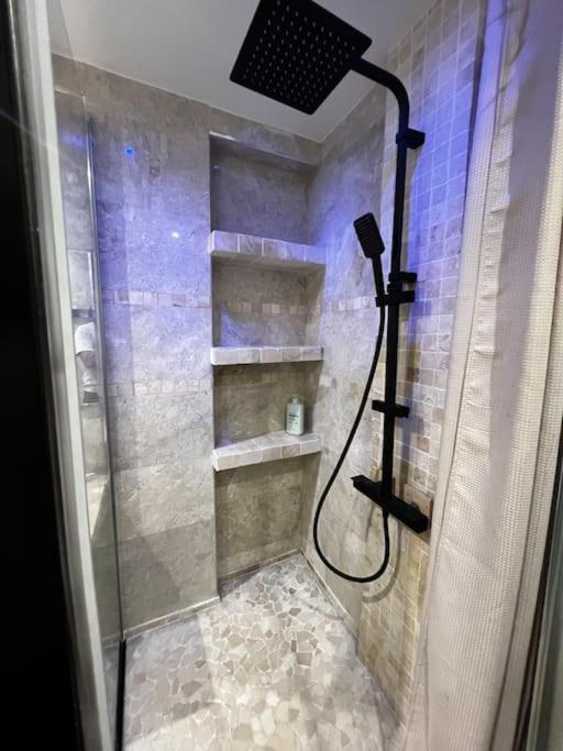 Appartement Convivial Pour Sejourner Le Kremlin-Bicetre Exterior photo